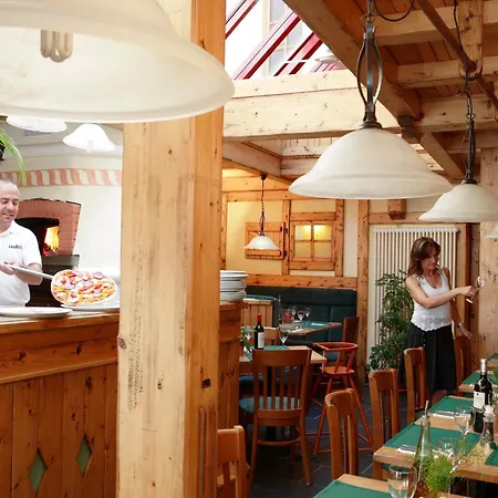Logis Hotel-Restaurant Petry-3